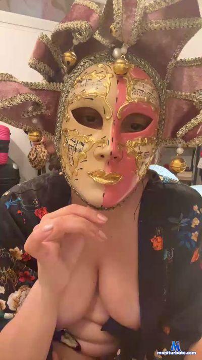 XdominaX cam4 bisexual performer from French Republic  