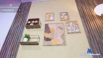 SammyBoobiex cam4 bisexual performer from United States of America pawg masturbation bigass squirt deepthroat spanking bdsm 