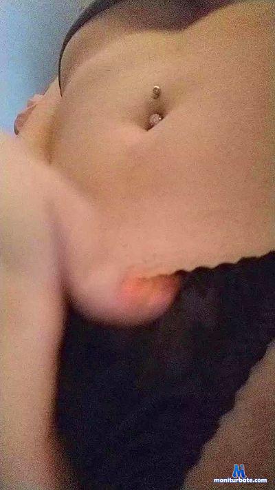 Foxyalessa cam4 bisexual performer from Republic of Italy  