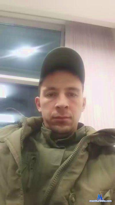 denis232323 cam4 gay performer from Russian Federation  