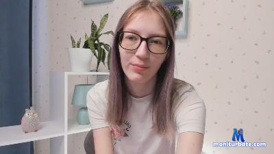 ZeldaCorrell cam4 bisexual performer from United States of America  