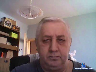 bayernsalvee cam4 bicurious performer from Federal Republic of Germany  