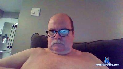 olchubster cam4 gay performer from Canada  