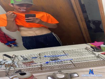 Bigdickyricky67 cam4 bicurious performer from United States of America Bigdick abs young 