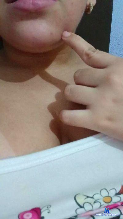 Isadiniz18 cam4 straight performer from Federative Republic of Brazil  