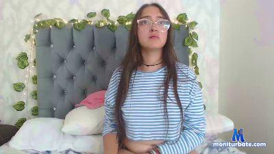 lolavalentin cam4 bisexual performer from Republic of Colombia masturbation deepthroat C2C pussy blowjob striptease feet 