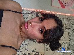 Mathilda_2000 cam4 live cam performer profile