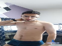 Michaell_Bronw cam4 live cam performer profile