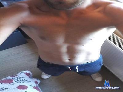 benny_c_cabron1 cam4 straight performer from Kingdom of Spain  