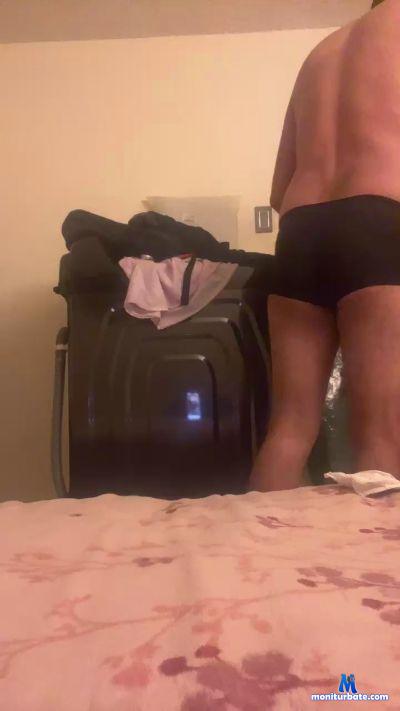 eriklv4 cam4 bisexual performer from United Mexican States  