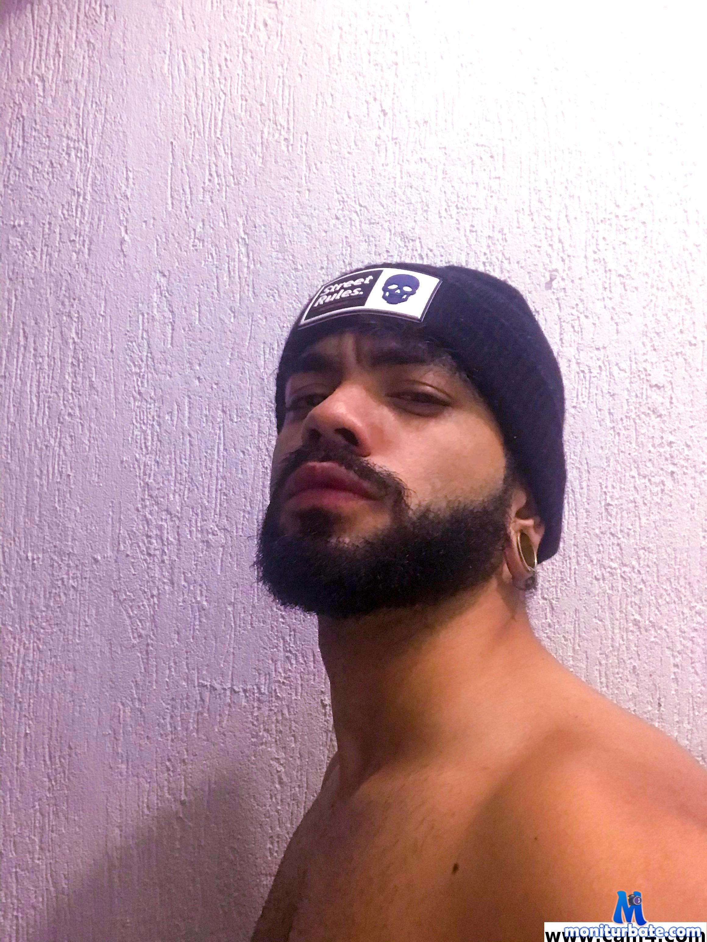 gusmanoju cam4 gay performer from Federative Republic of Brazil  
