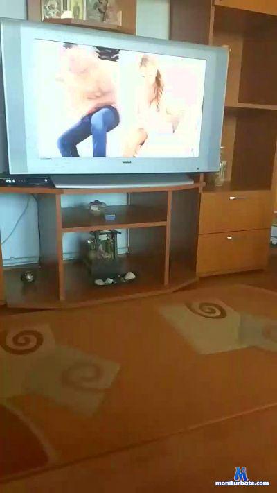 newtrendsexy cam4 straight performer from Romania  