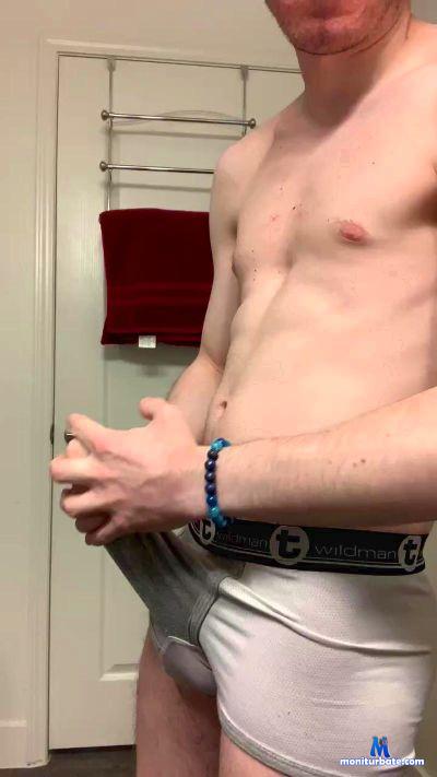 Trophyboy4 cam4 bicurious performer from United States of America  