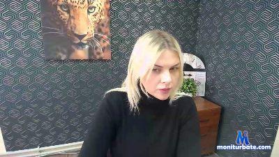 Brenda_Z cam4 bisexual performer from United States of America new livetouch lush hot rollthedice 