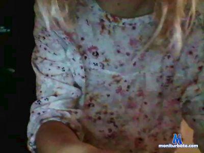 Madonna97_ cam4 straight performer from United States of America  