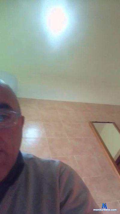 goldra2 cam4 bisexual performer from Republic of Italy  