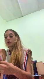 Loirinhaaa01 cam4 livecam show performer room profile