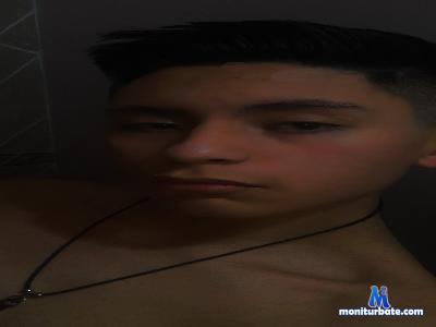 daniel32_hot4 cam4 gay performer from Republic of Peru  