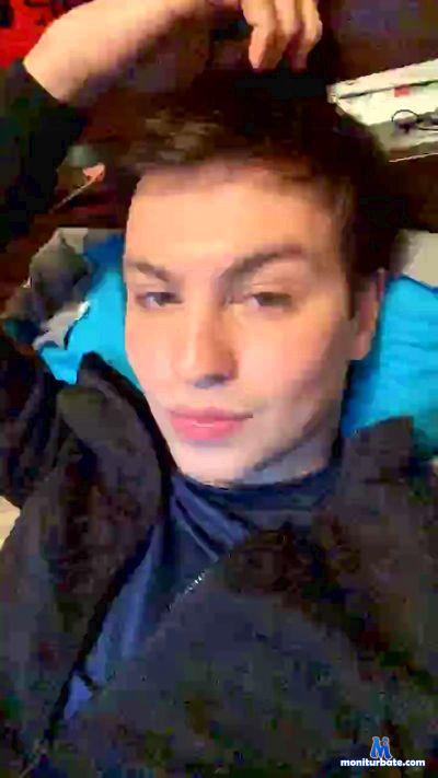 chatonfr122 cam4 gay performer from Kingdom of Spain  