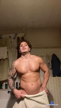 Porcellone22 cam4 live cam performer profile