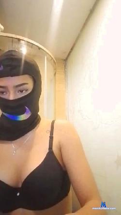 Anaroux cam4 live cam performer profile