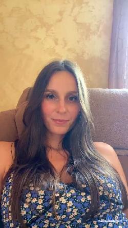 Prisc_bxy cam4 live cam performer profile