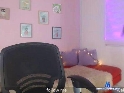 Violeth_Love cam4 bicurious performer from United States of America new latina squirt livetouch 
