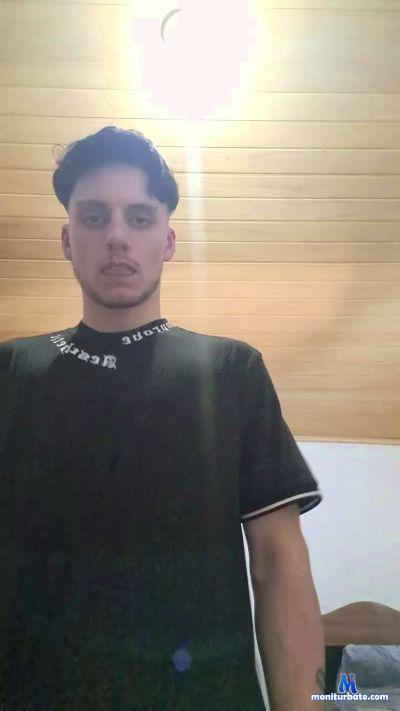 ArkanjoK33 cam4 straight performer from Federative Republic of Brazil gozada leite punheta novinho 