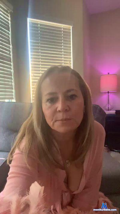 Fernanda_Msp cam4 straight performer from United States of America  