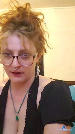 Dawnabella cam4 live cam performer profile