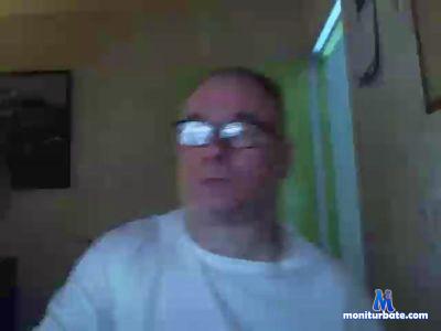 amopissing cam4 straight performer from Swiss Confederation  