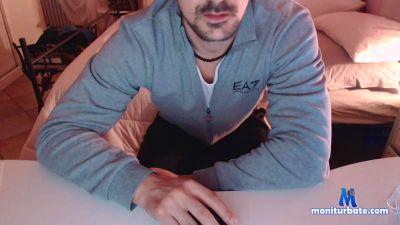 softcouple95 cam4 bicurious performer from Republic of Italy  