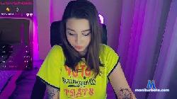 VickiCutee cam4 live cam performer profile
