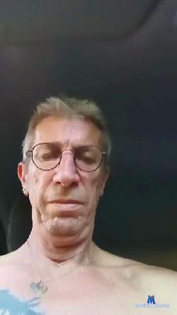 eric24470 cam4 live cam performer profile