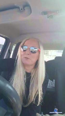 kikka40 cam4 live cam performer profile