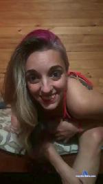 Roberto9976 cam4 livecam show performer room profile
