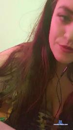 Anahisnina cam4 livecam show performer room profile