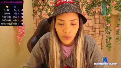 Emilly_Sanchez cam4 bisexual performer from Republic of Colombia sexy hot latina bbw ebony new 