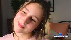 GaynaBarns cam4 live cam performer profile