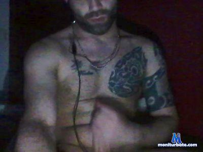 Tatuatore94 cam4 bisexual performer from Republic of Italy  