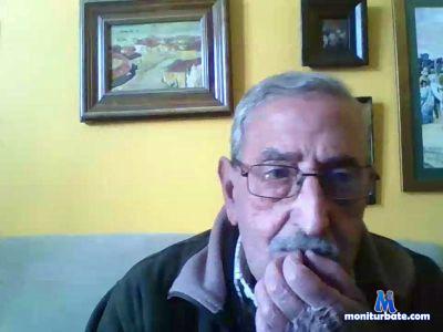 camilo1947 cam4 gay performer from Kingdom of Spain livetouch 