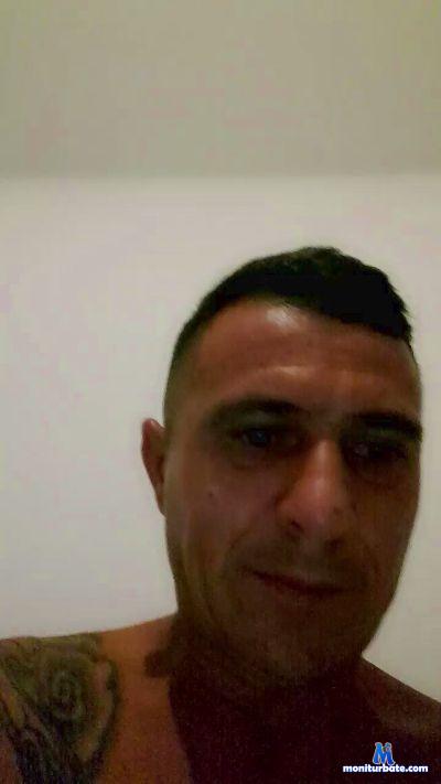 angeldreams2 cam4 bicurious performer from Republic of Italy  