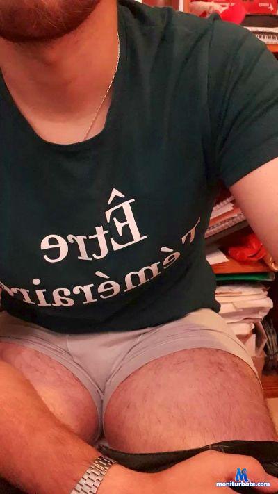 Ezeca1 cam4 bicurious performer from Argentine Republic  
