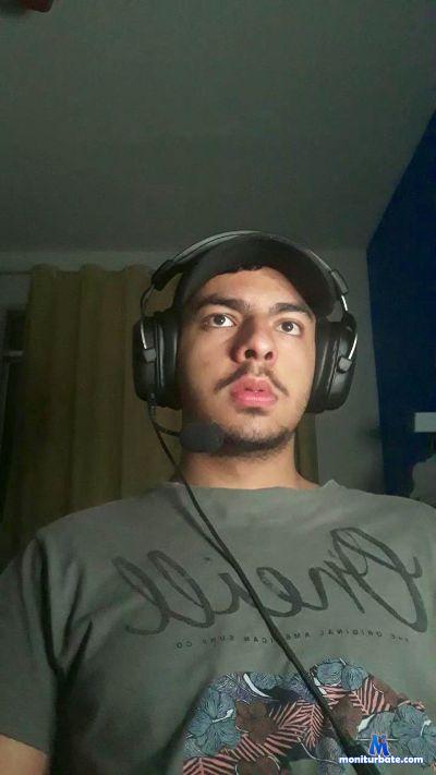 Arthurhotthh cam4 unknown performer from Federative Republic of Brazil  
