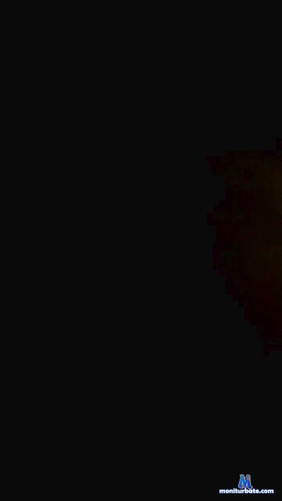izzy_1 cam4 bicurious performer from Republic of Ecuador  
