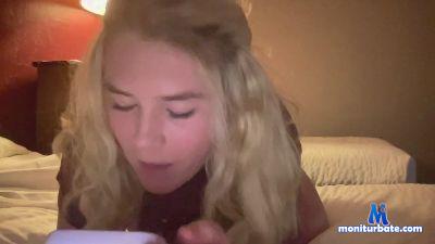 cherry_pie0 cam4 straight performer from United States of America bigass striptease masturbation pussy ass feet cute 