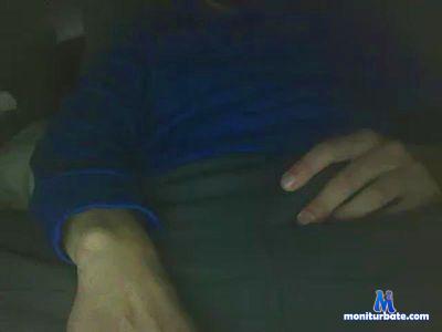 itskindathik cam4 bicurious performer from United States of America  