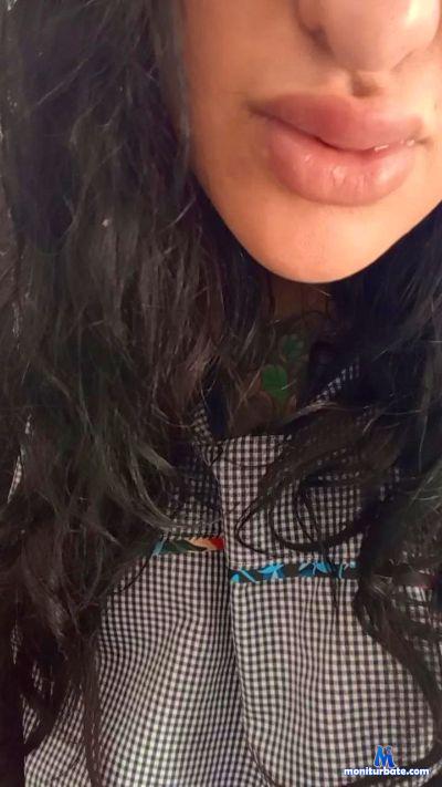 julianasexy cam4 straight performer from Argentine Republic  