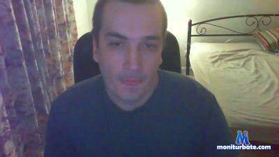 submissive_xxx cam4 bisexual performer from Ukraine  
