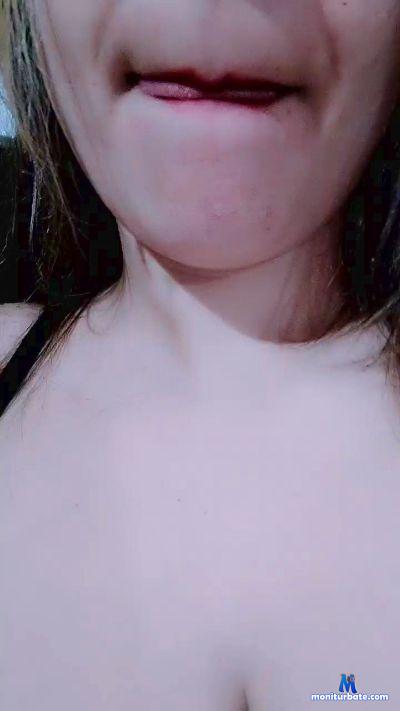 bruninha921 cam4 bisexual performer from Kingdom of Spain  